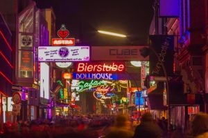 Reeperbahn bei Nacht mit Führungen Hamburg